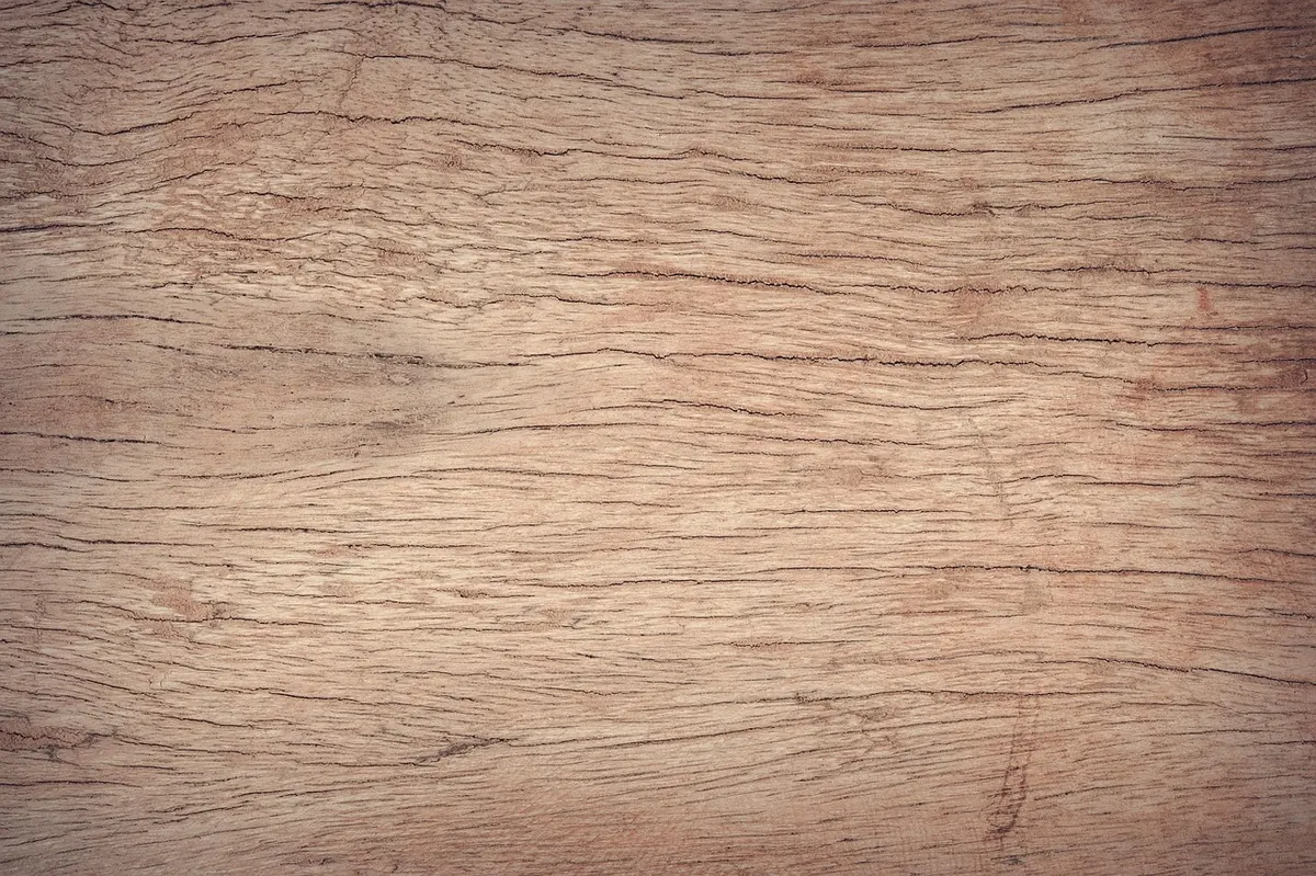 A Beginner's Guide to Solid Oak Furniture Grades and Finishes